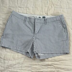 Old Navy Gray and White Shorts with Tailored Fit